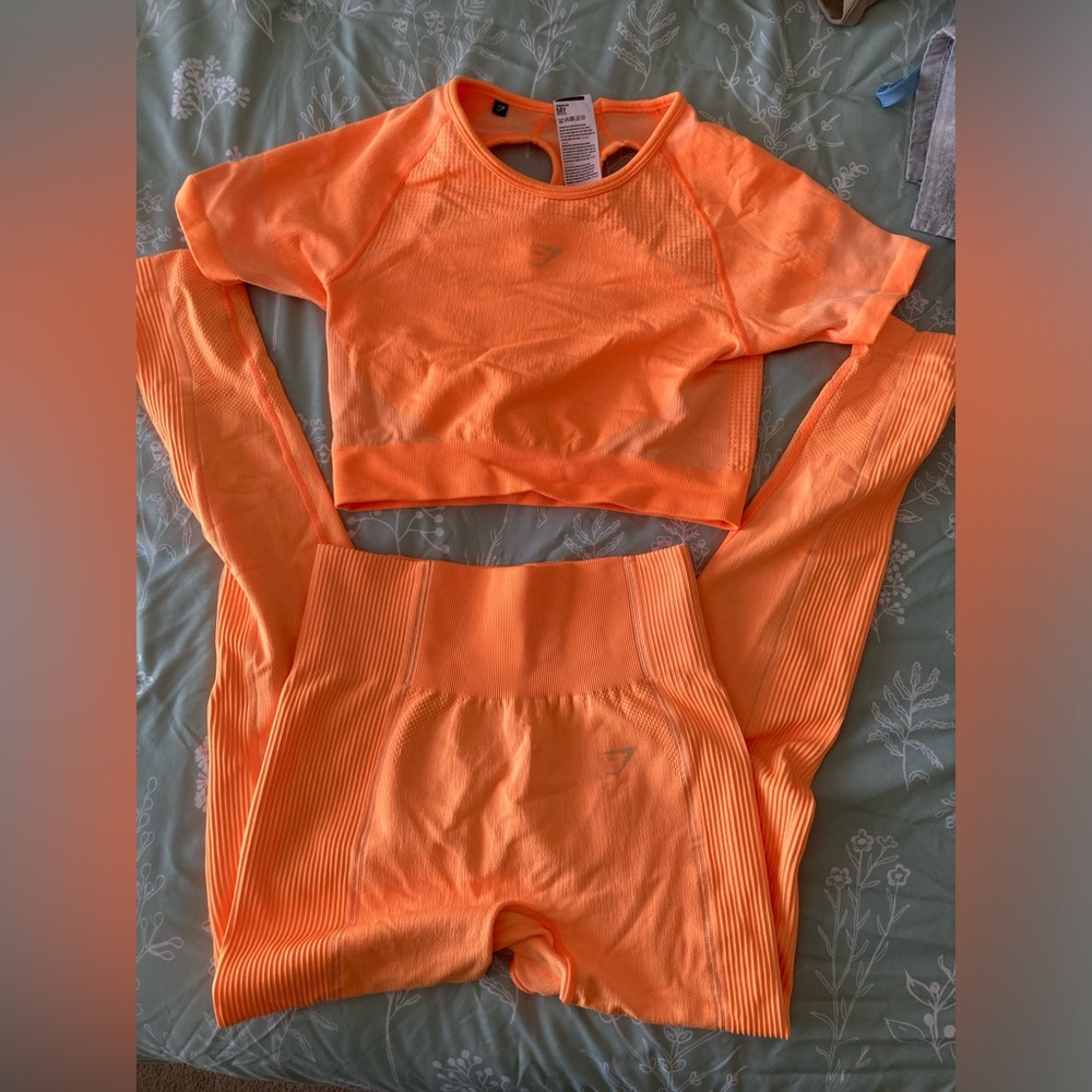 **GYMSHARK SET**